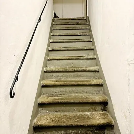 아파트 Stilnovo House